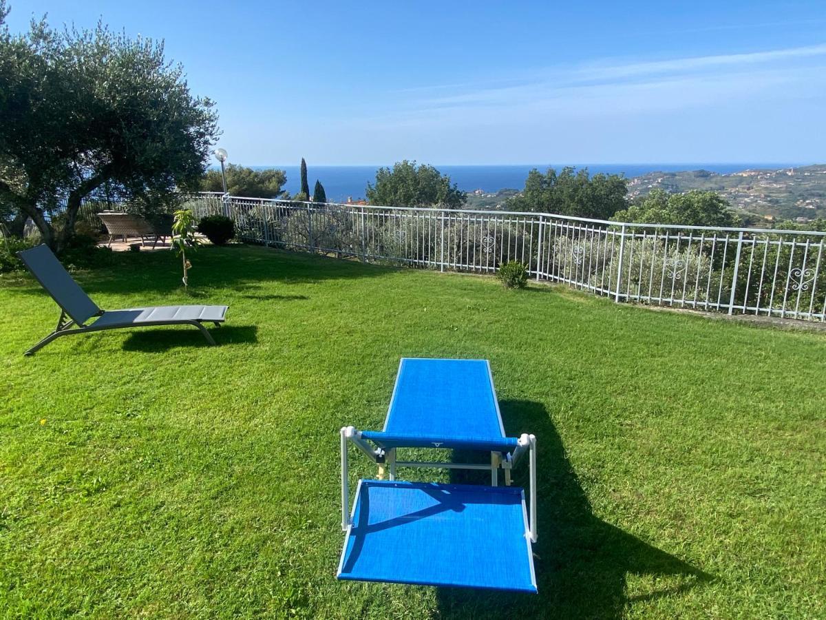 Villa Casa Vista Mare - Superb Garden And Parking Included à Imperia Extérieur photo