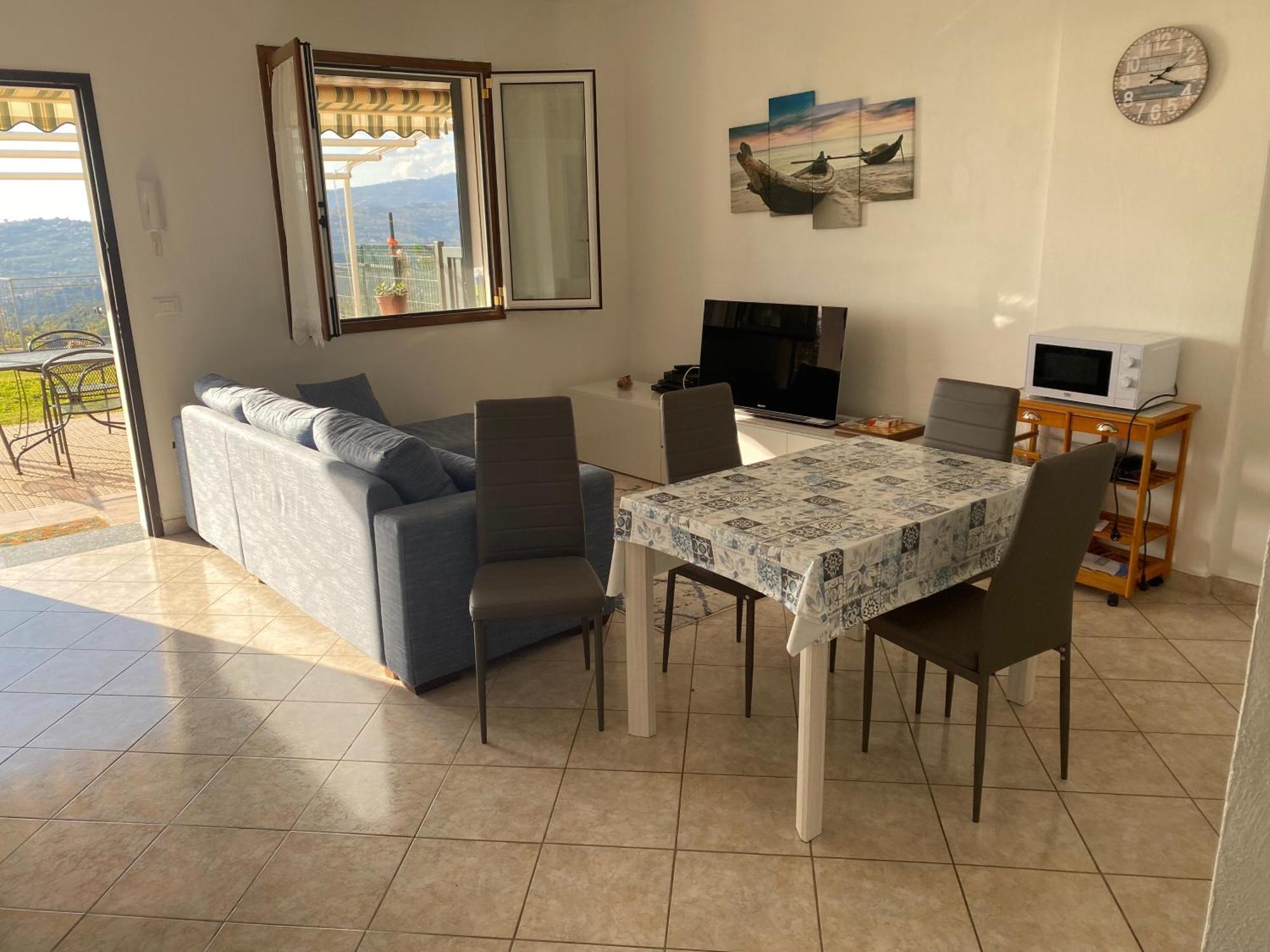 Villa Casa Vista Mare - Superb Garden And Parking Included à Imperia Extérieur photo